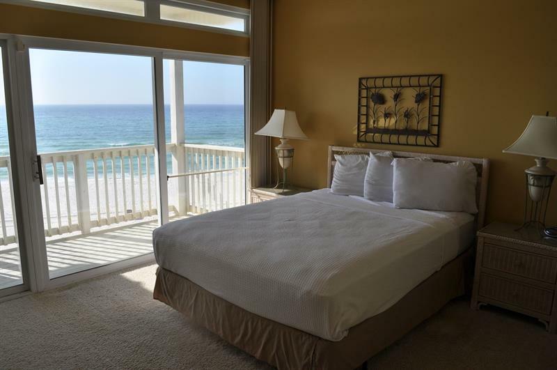 By The Sea Apartment
